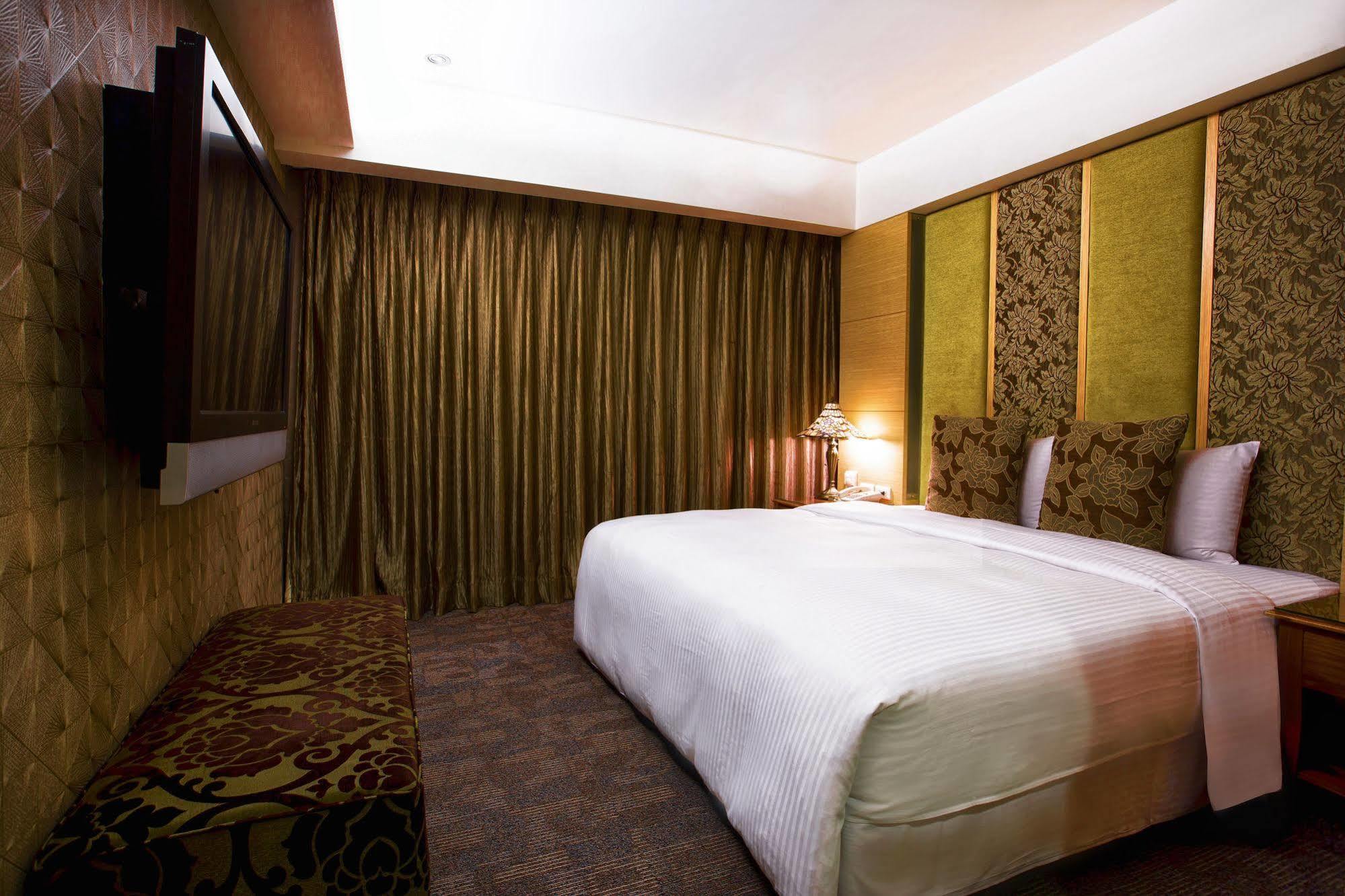 Cai She Hotel Тайбей Екстер'єр фото