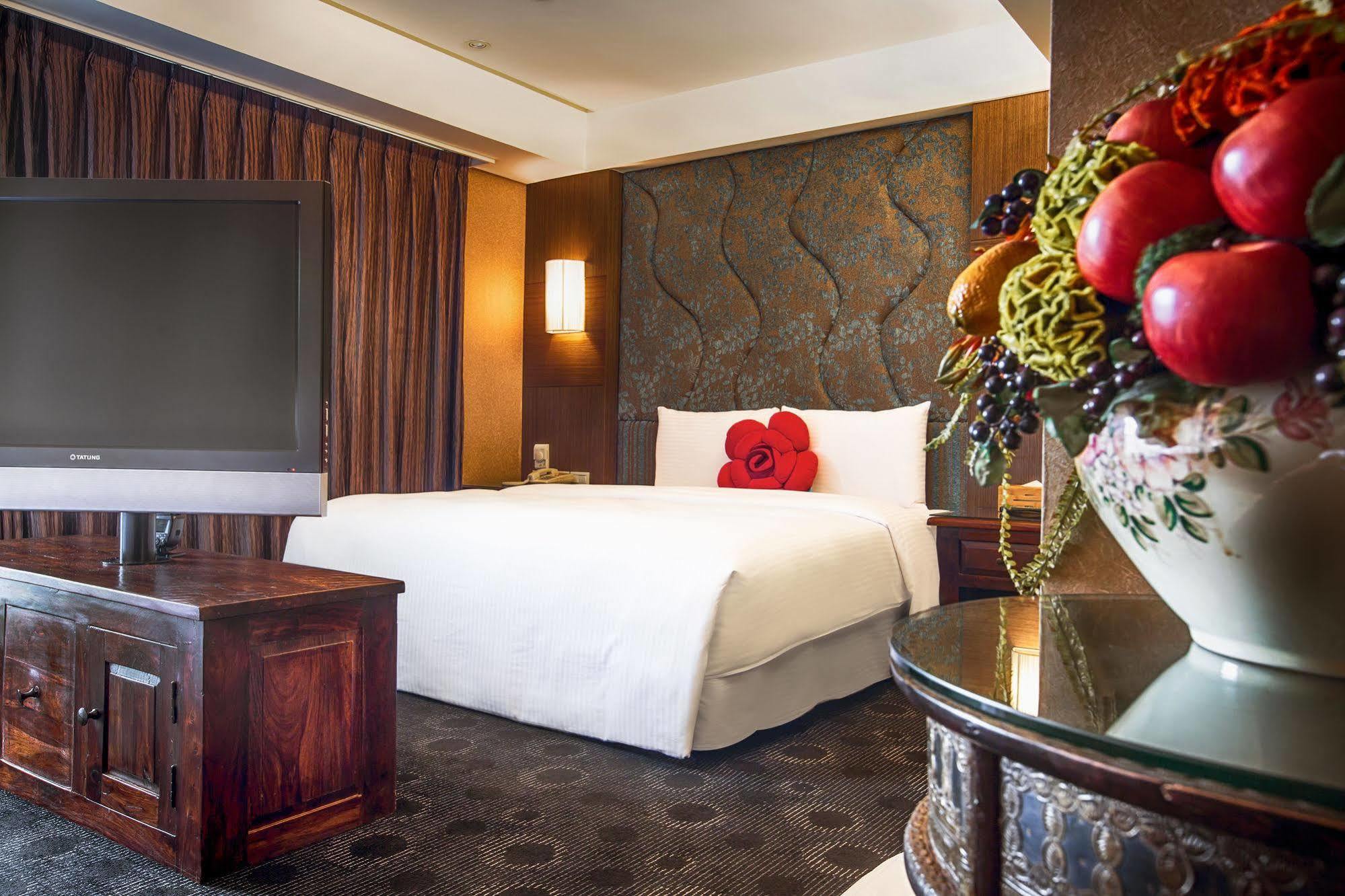 Cai She Hotel Тайбей Екстер'єр фото